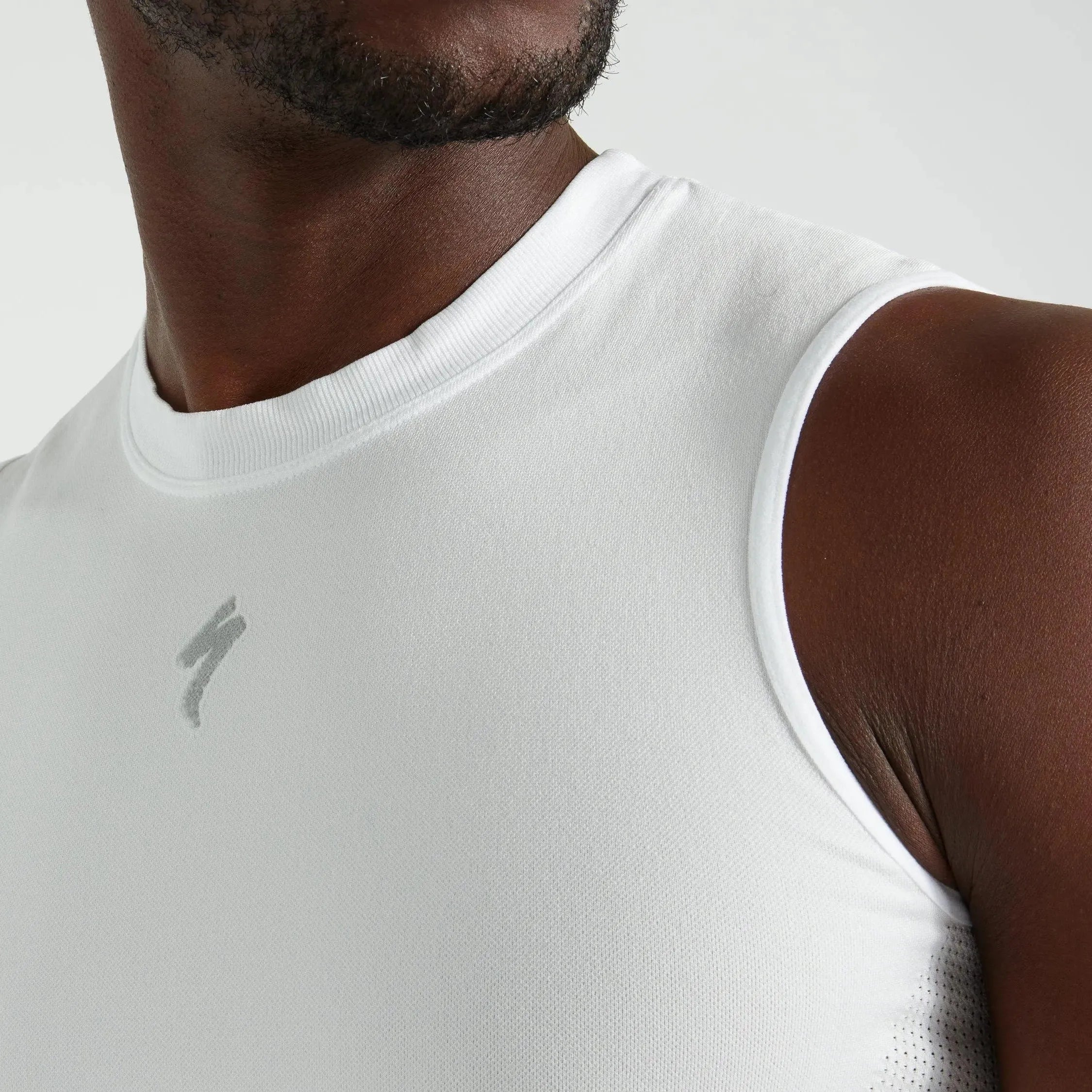 Men's Seamless Light Sleeveless Base Layer