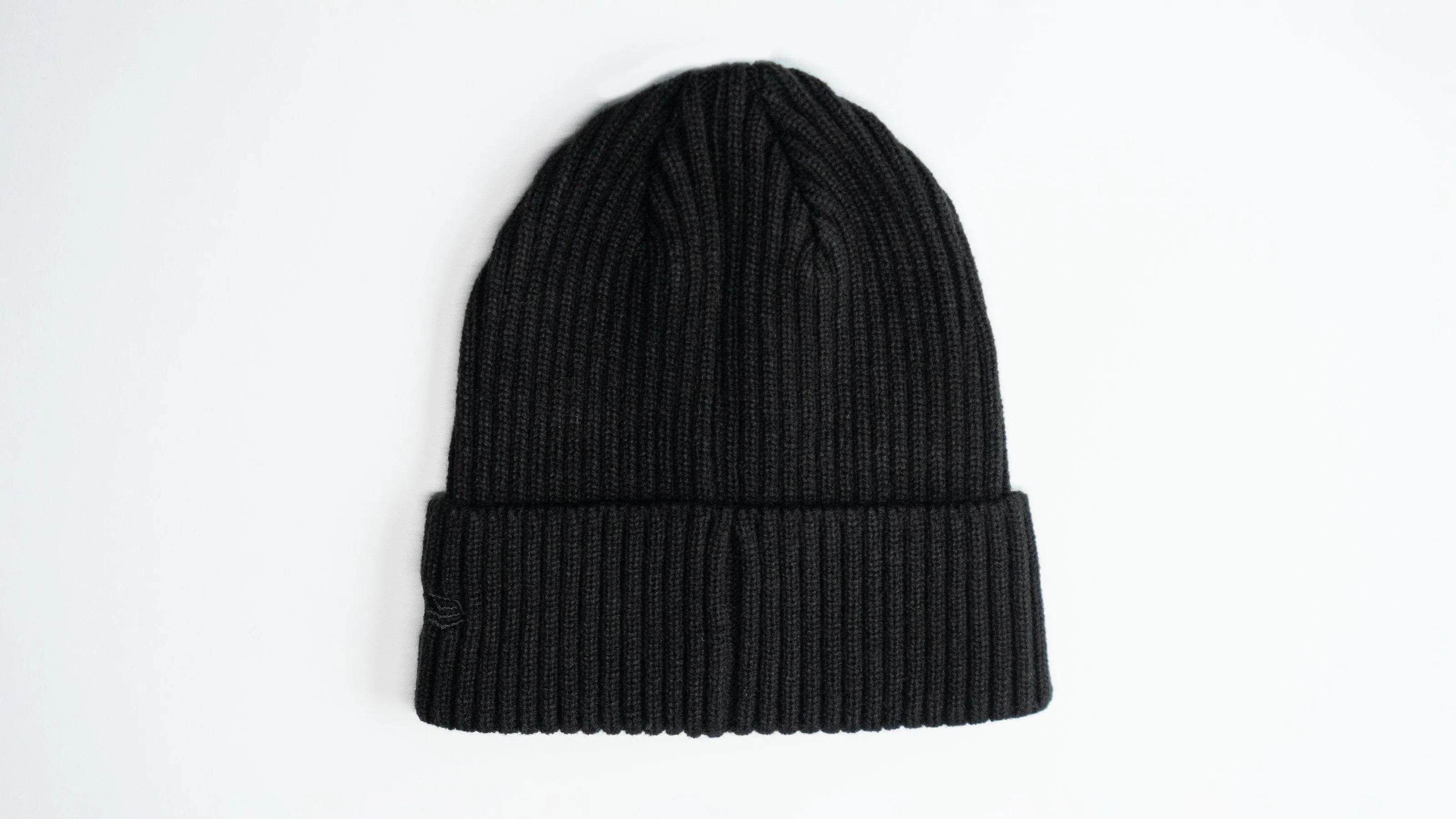 New Era Cuff S-Logo Beanie