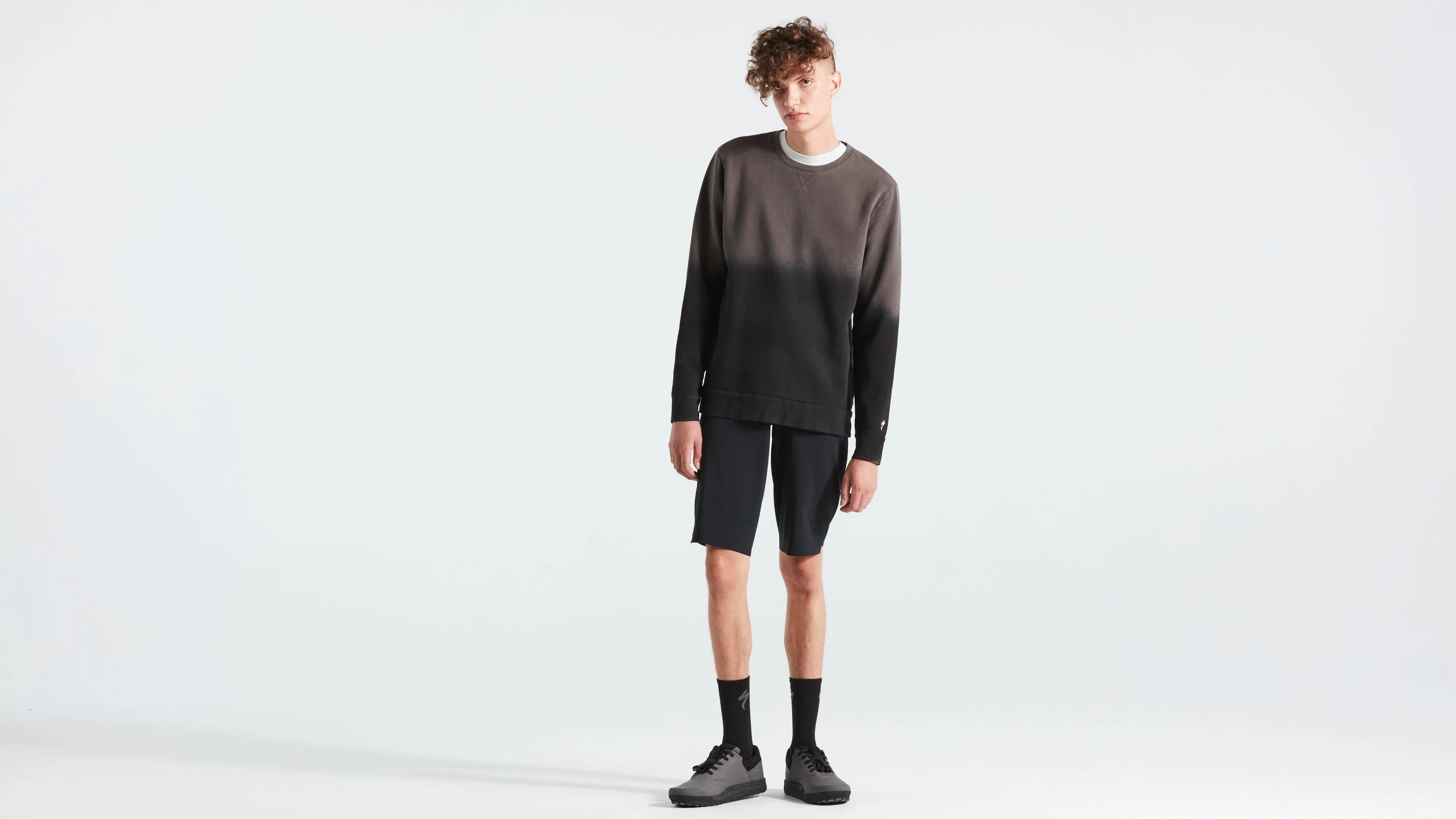 Men's Legacy Spray Long Sleeve Crewneck