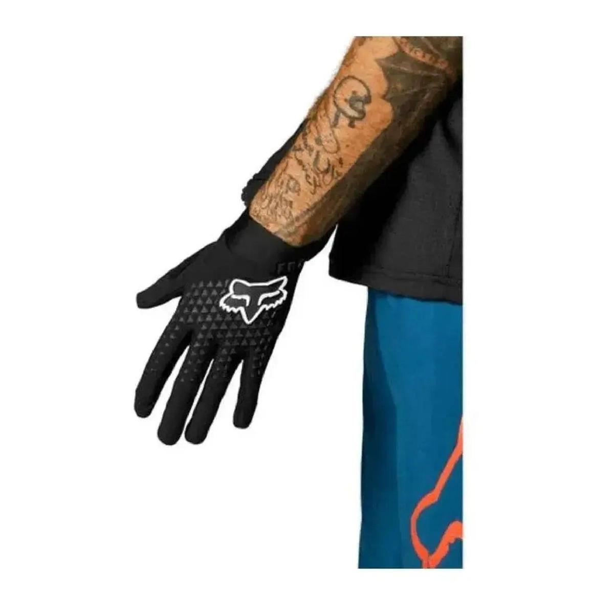 Defend Glove