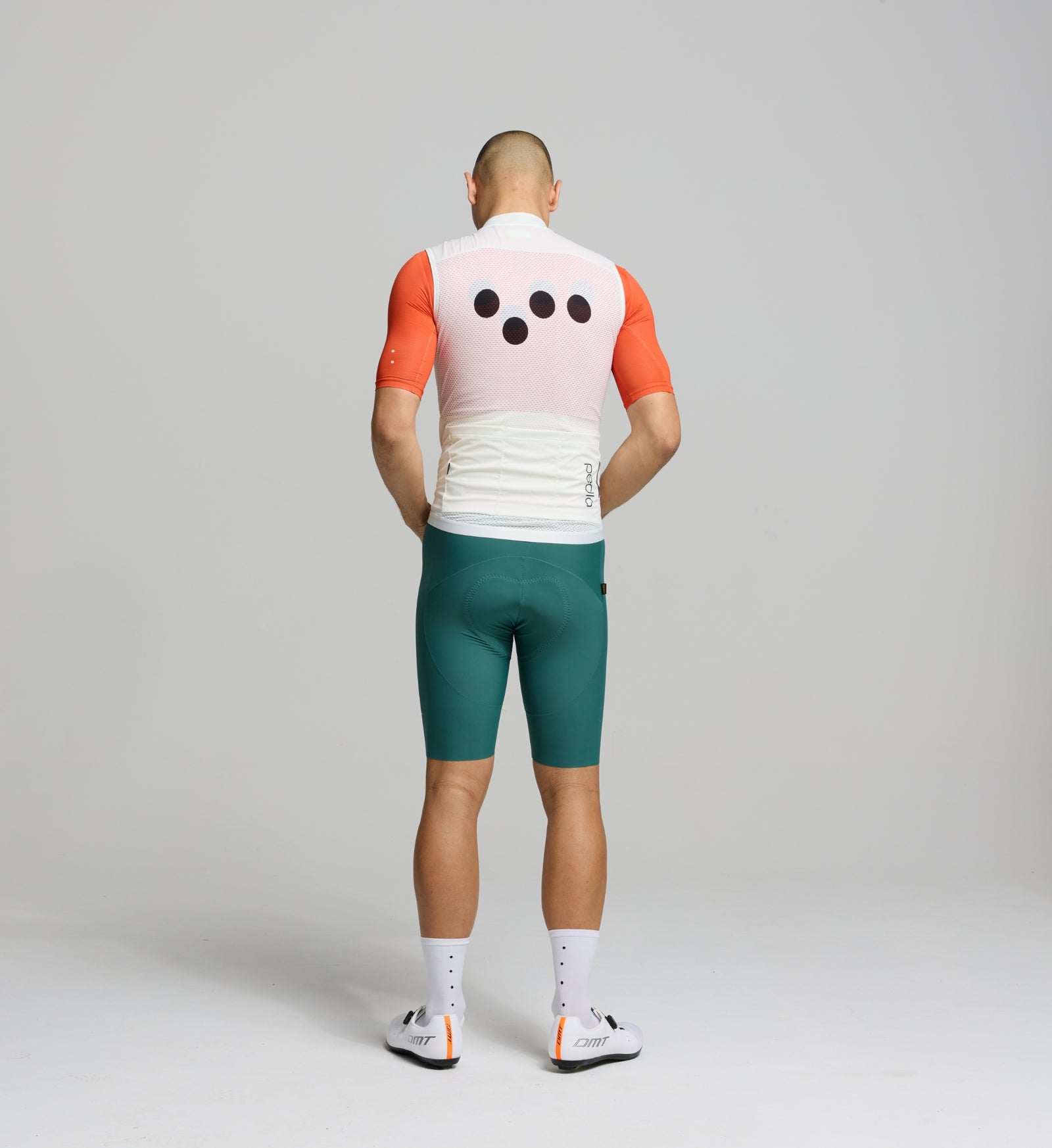 Essentials / Men's Classic LITE Gilet