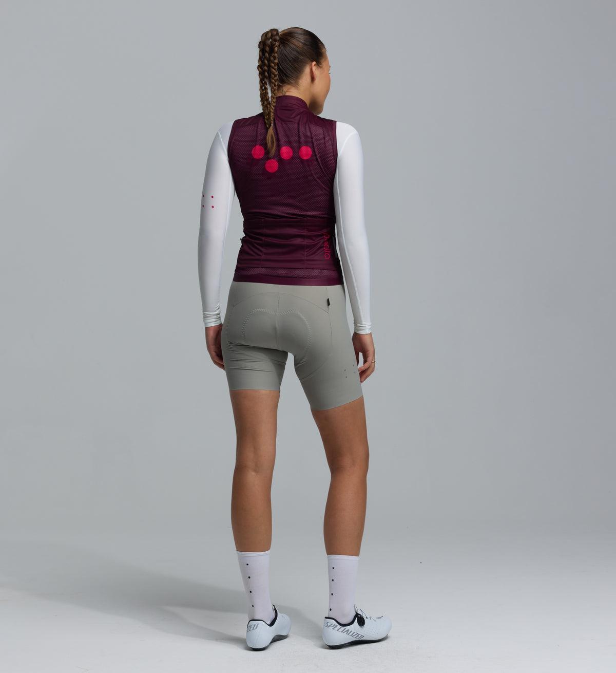Essentials / Women's Classic LITE Gilet