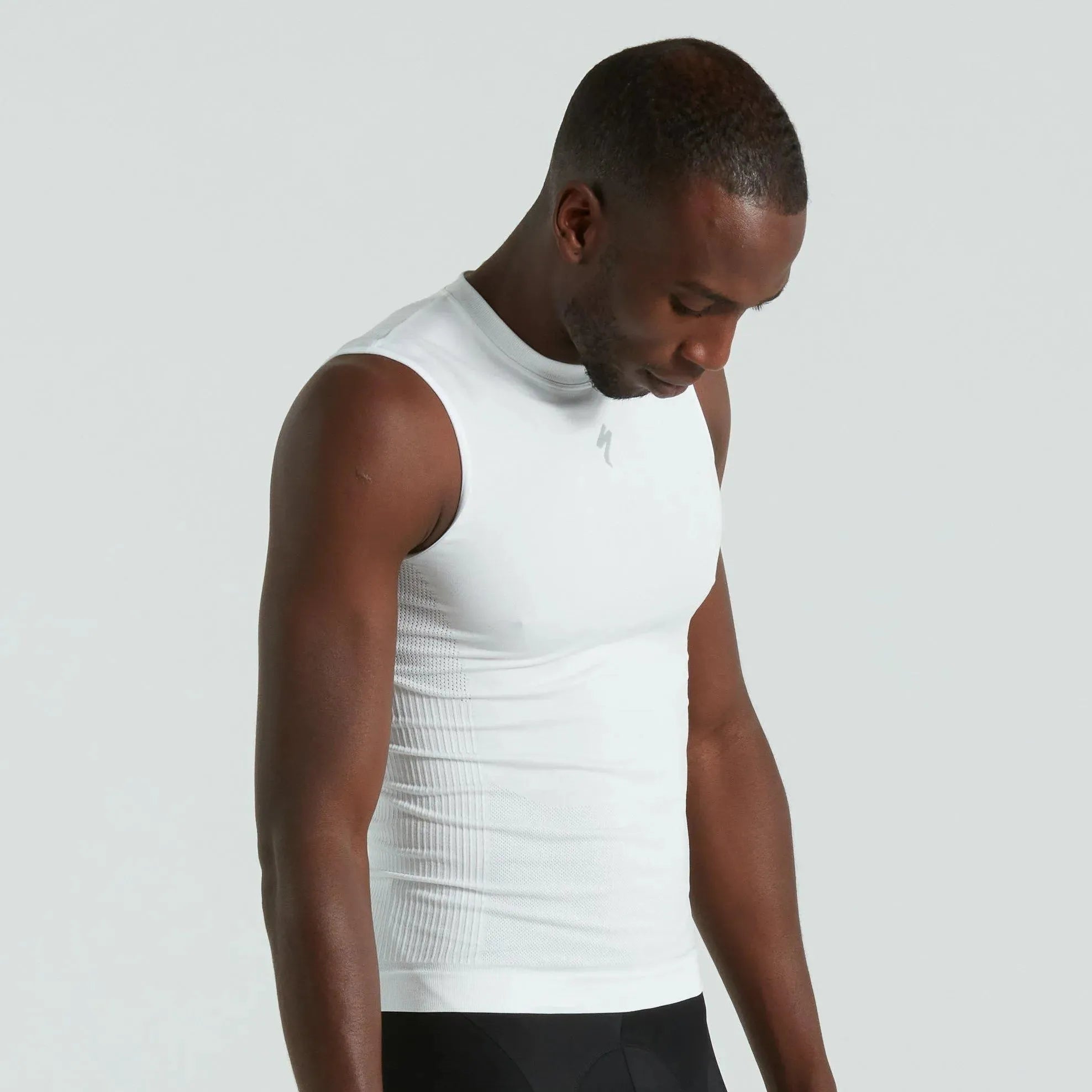 Men's Seamless Light Sleeveless Base Layer