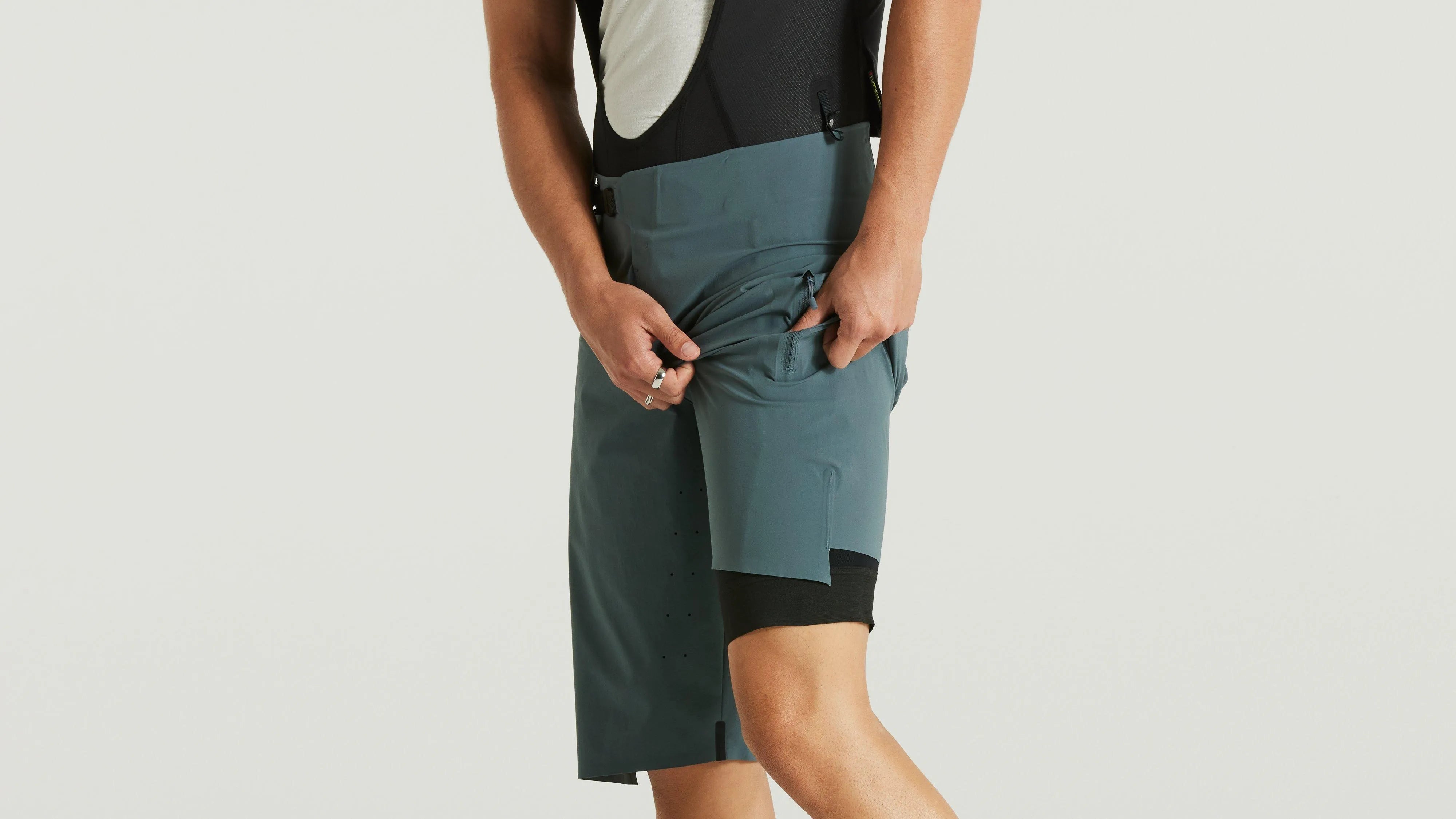 Men's Mountain Liner Bib Shorts with SWAT™