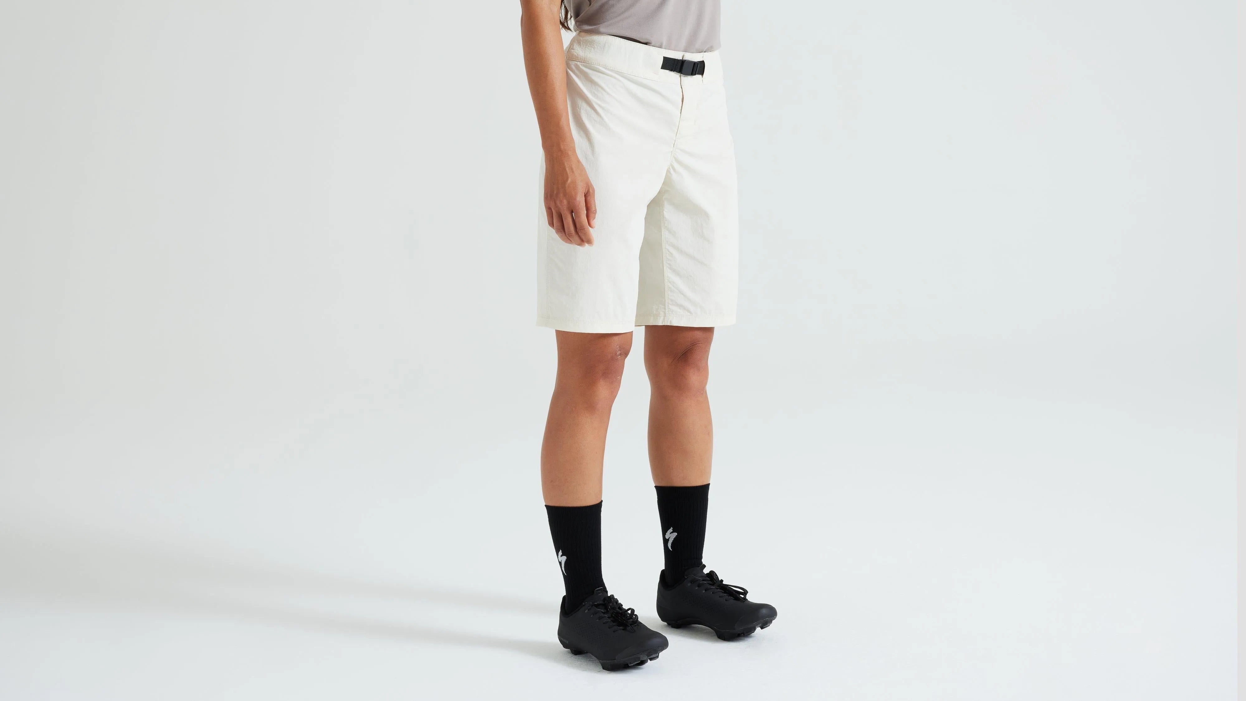 Women's ADV Air Shorts