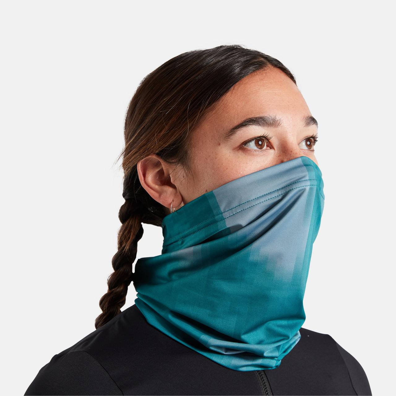 Distortion Neck Gaiter
