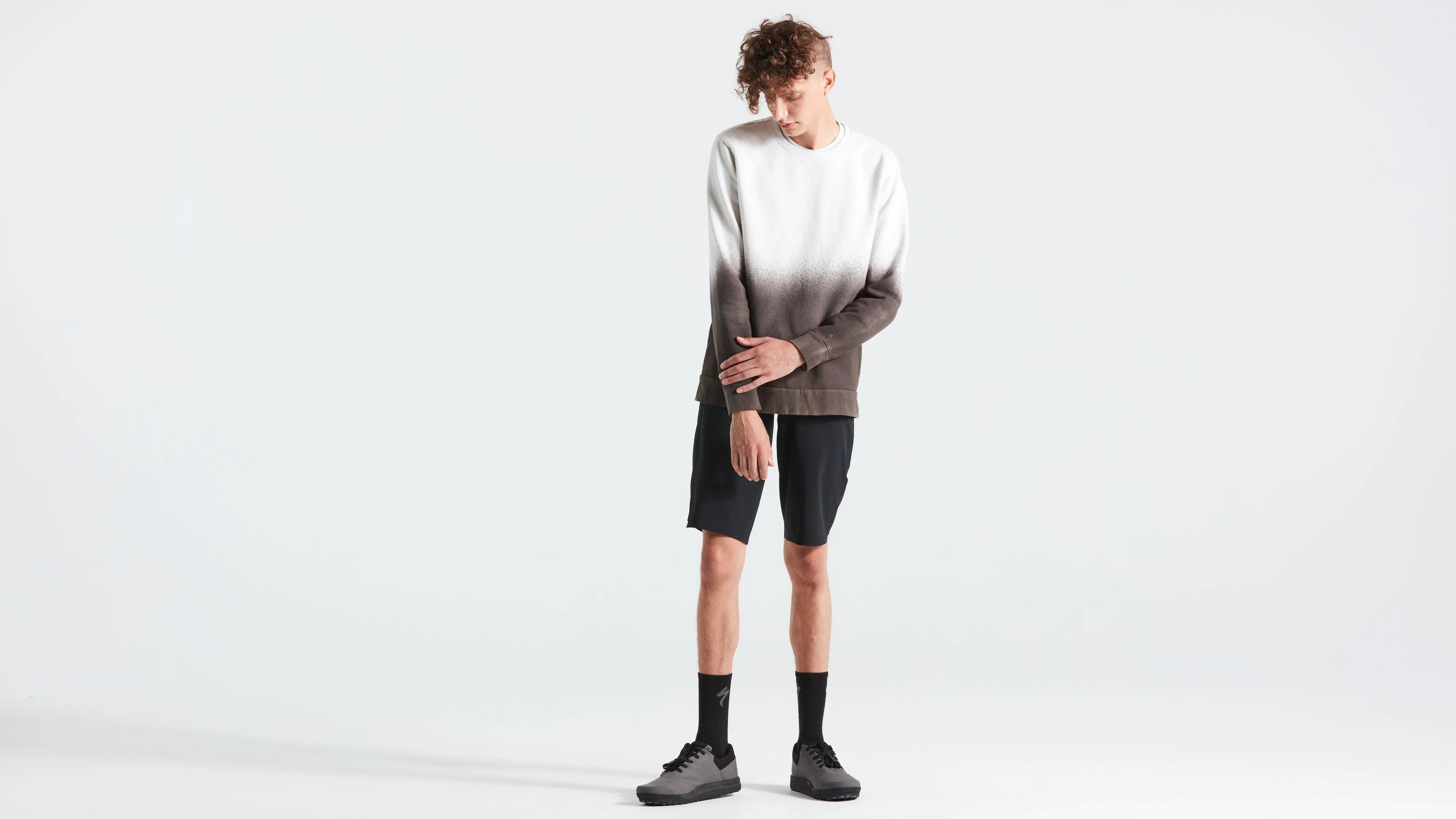 Men's Legacy Spray Long Sleeve Crewneck