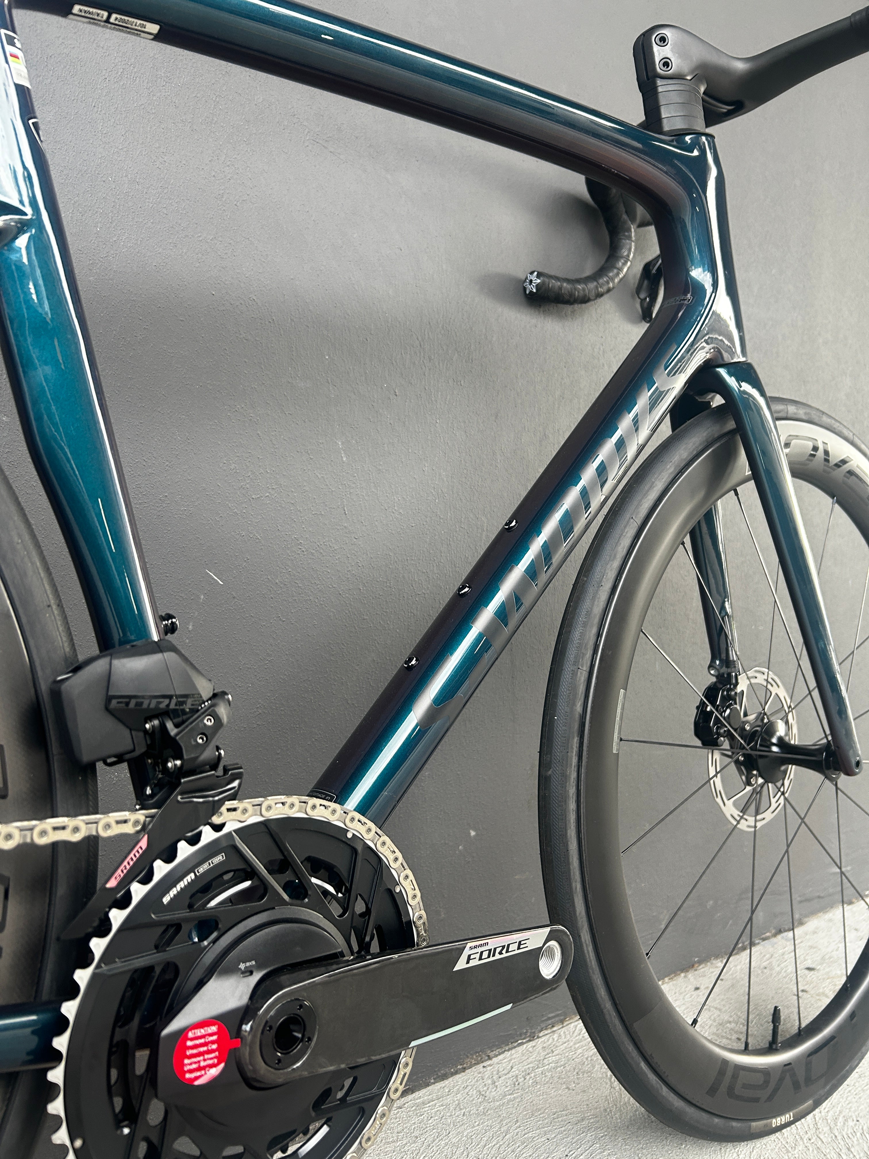 CUSTOM S-Works Tarmac SL8 - FACT 12r Carbon