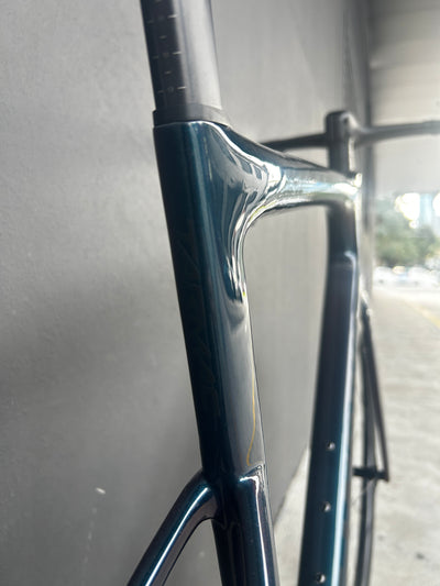 CUSTOM S-Works Tarmac SL8 - FACT 12r Carbon