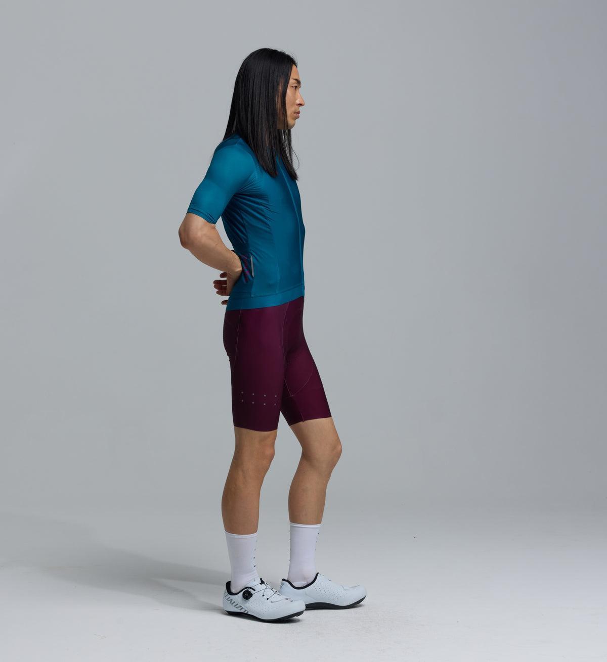 Essentials / Men's Classic Jersey