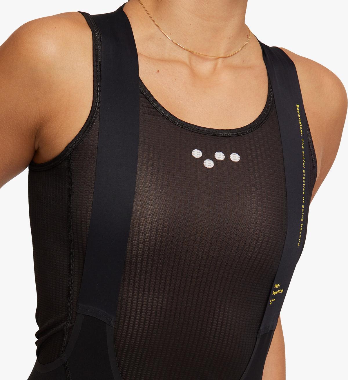 Essentials / Women's Air Base Layer