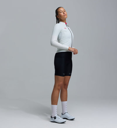 Essentials / Women's Classic Jacket