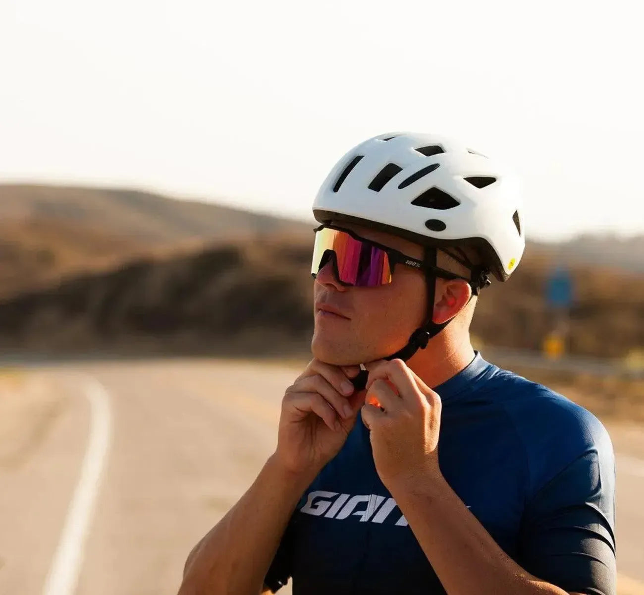 Relay MIPS Youth Helmet